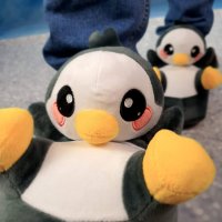 Corimori Süße Plüsch Hausschuhe (10+ Designs) Pinguin "Pablo" Slipper Einheitsgröße 34-44 Unisex Pantoffeln Schwarz Weiß