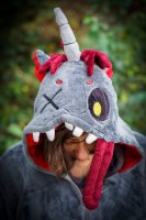 Flauschiges Zombie Einhorn Kostüm für Erwachsene mit Haarreif | Halloween Kostüm Onesie für Damen, Herren | Körpergröße 150-160cm