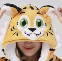 Flauschiges Tiger-Kostüm für Erwachsene mit Haarreif | Karneval Kostüm Onesie für Damen, Herren | Körpergröße 180-190cm